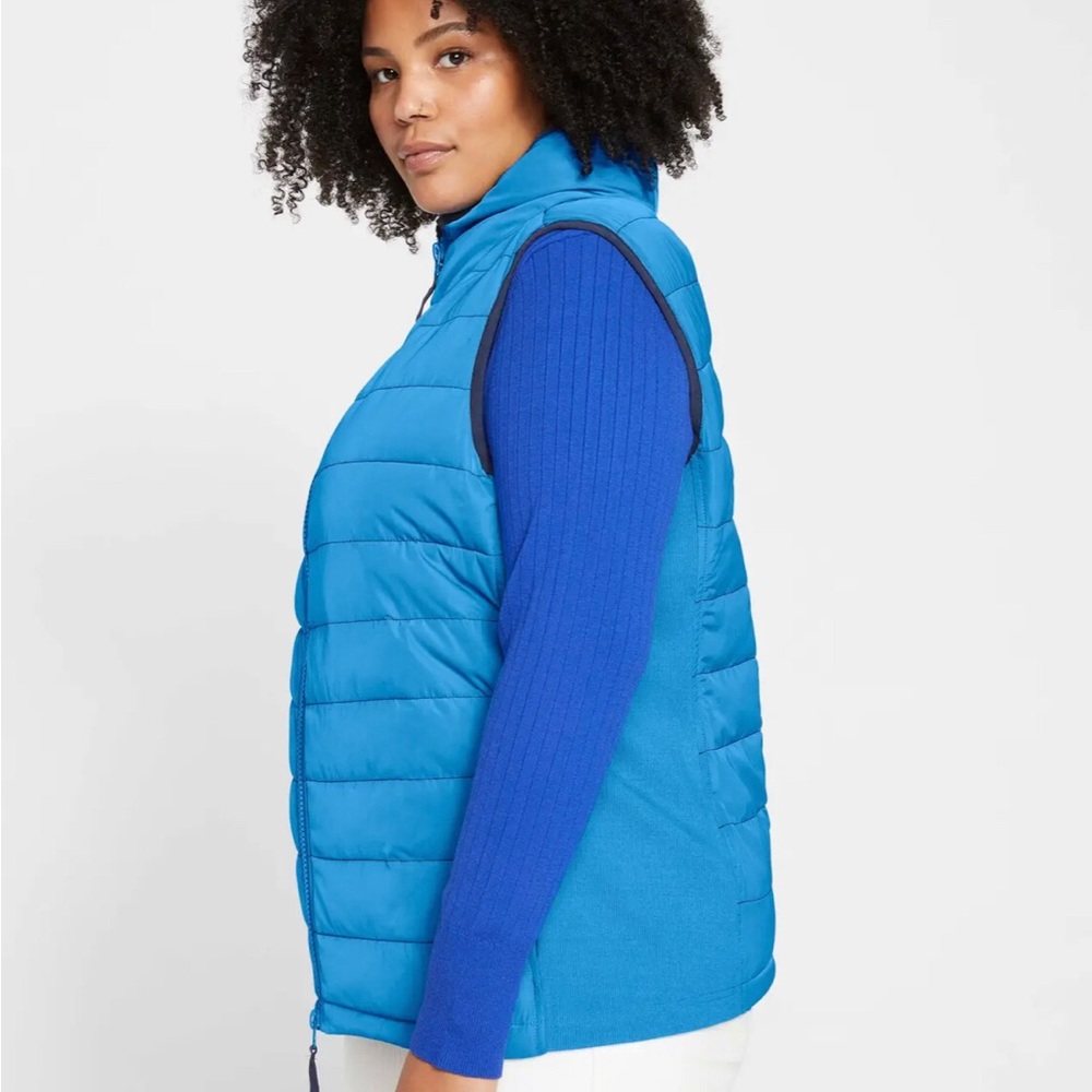 NWT - Universal Standard women’s Ocean Blue Puffer Vest; size 2XS (6-8)